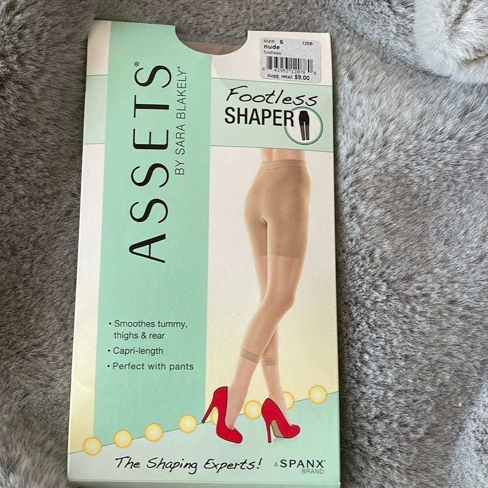 NWT Assets Footless Shaper size 6 color NuDE